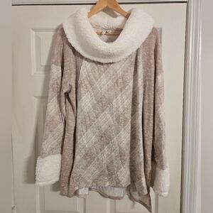 Cato beige lightweight sweater with fuzzy collar and cuffs size XL NWT